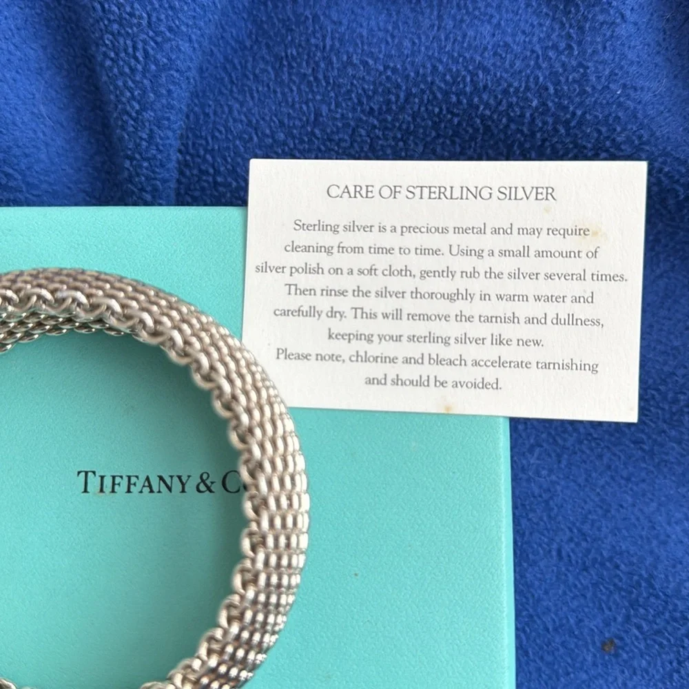 Authentic Tiffany Somerset Sterling silver bracelet bangle with pouch & box - Picture 12 of 15
